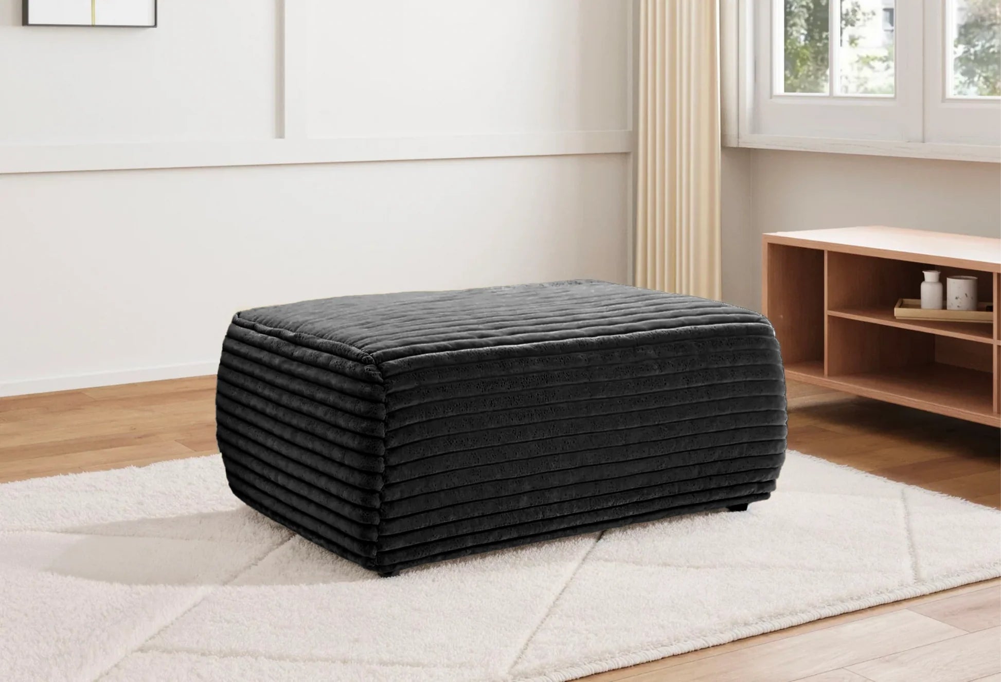 CLOUDY POUF