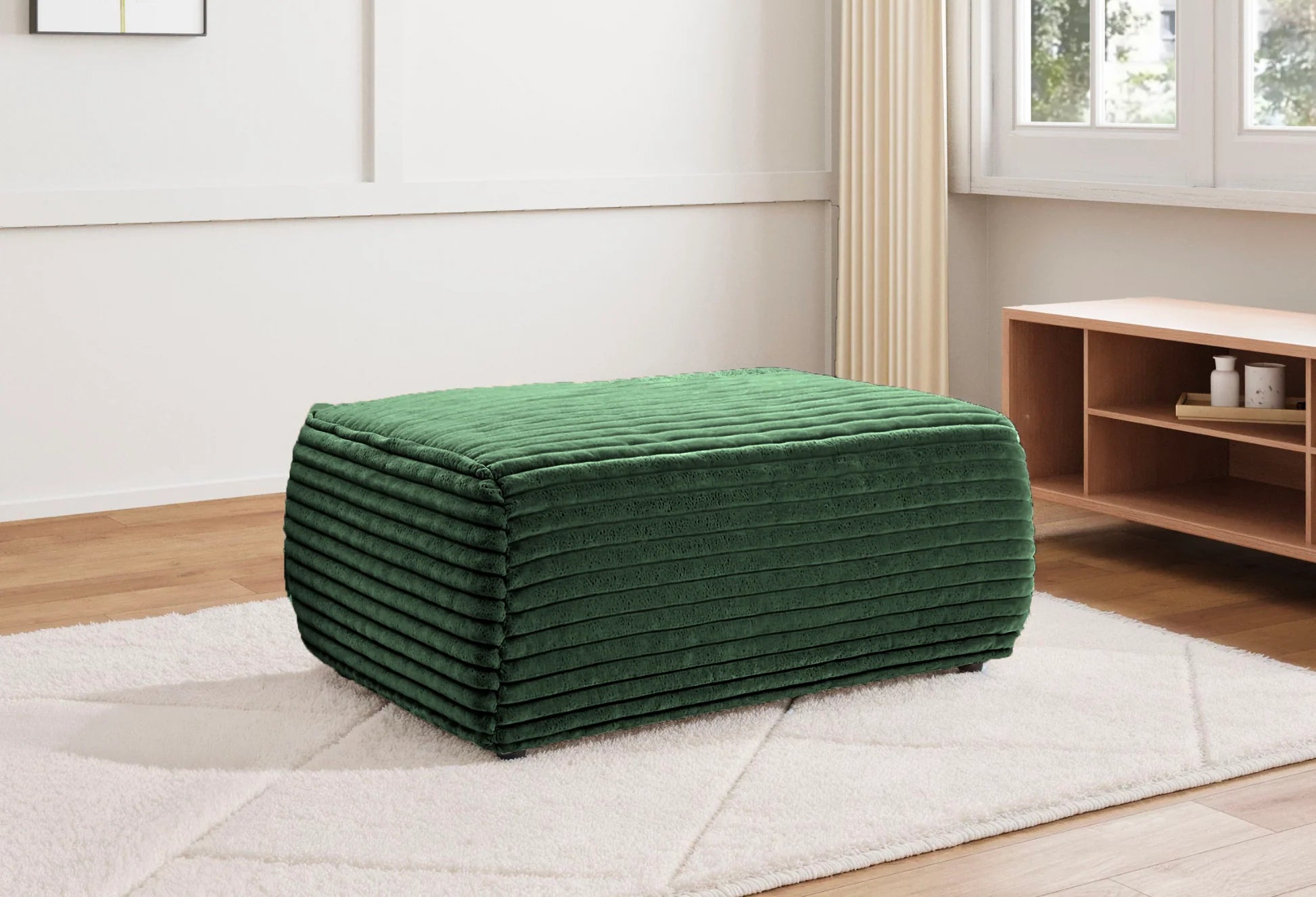 CLOUDY POUF